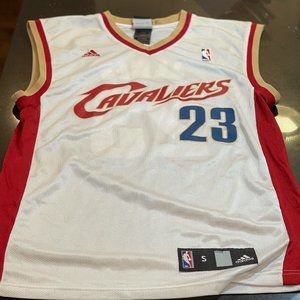 Lebron James Cavaliers Jersey